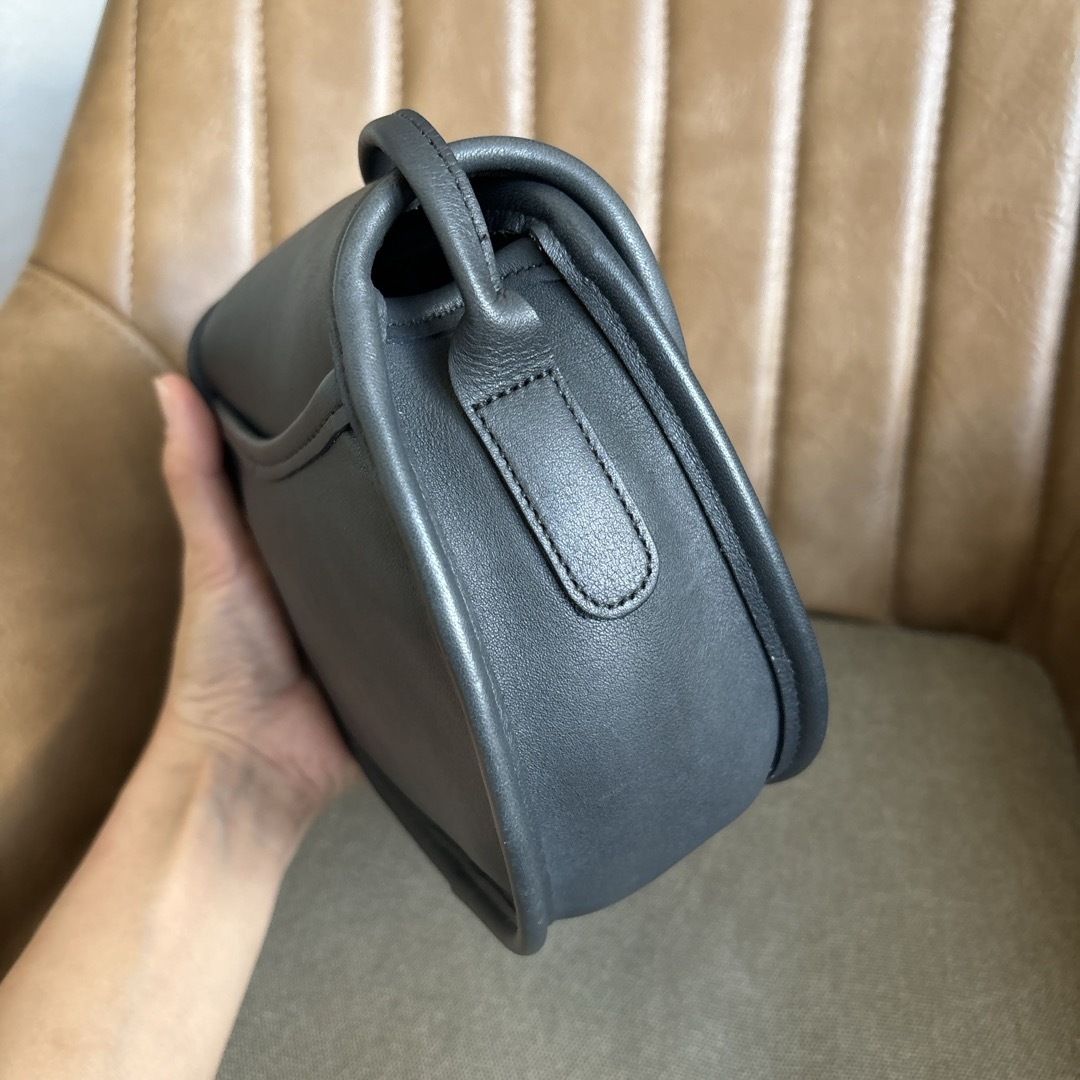 COACH - 極美 オールド コーチ ハーフムーン ショルダーの通販 by mi