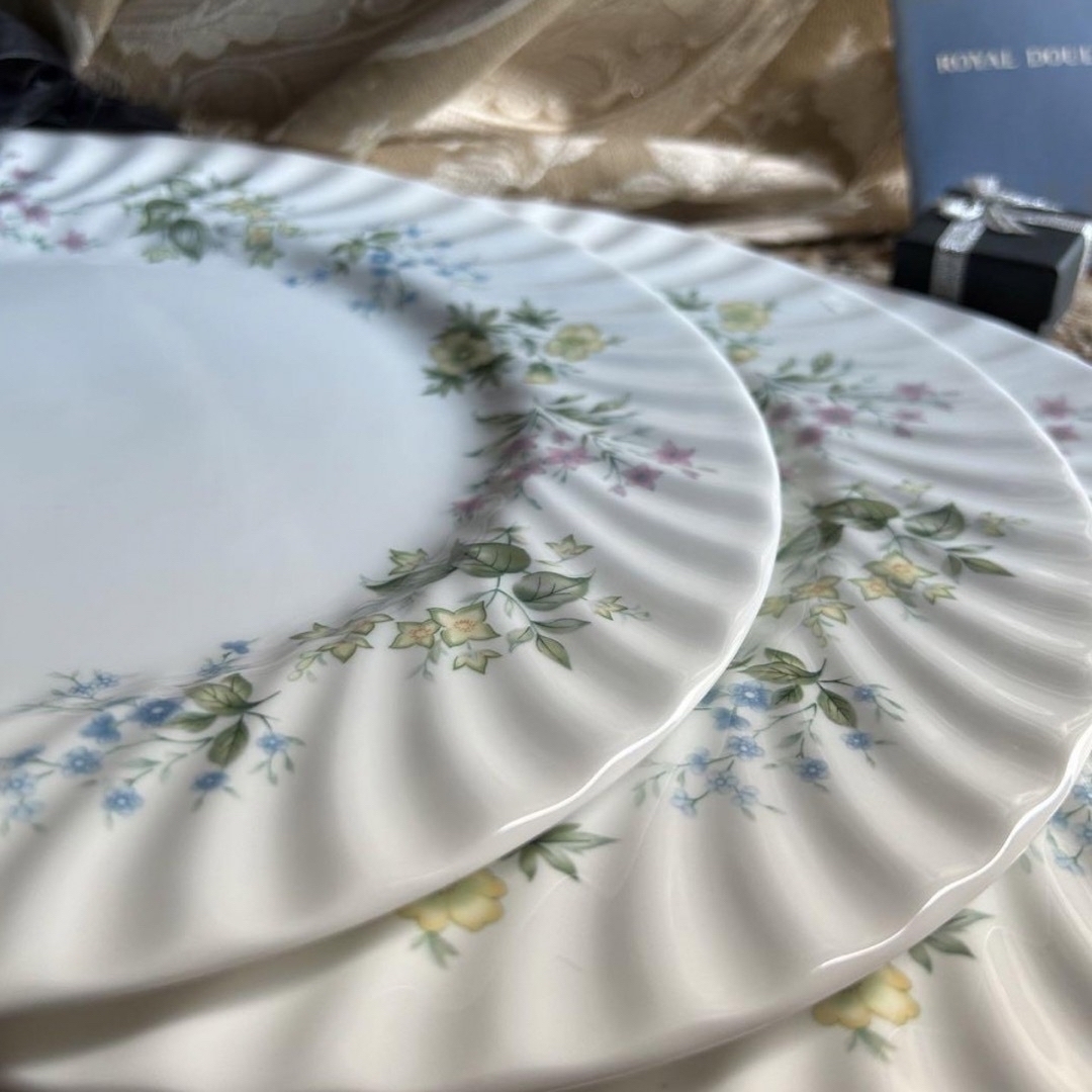 MINTON SpringValley可憐な春花の英国製ディナープレート5枚の通販はau