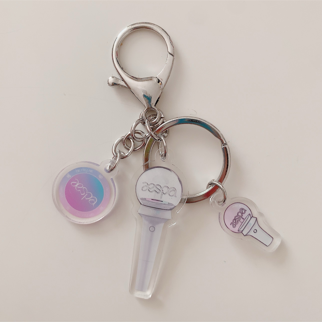 aespa ペンライト型キーホルダーの通販 by aina's shop｜ラクマ