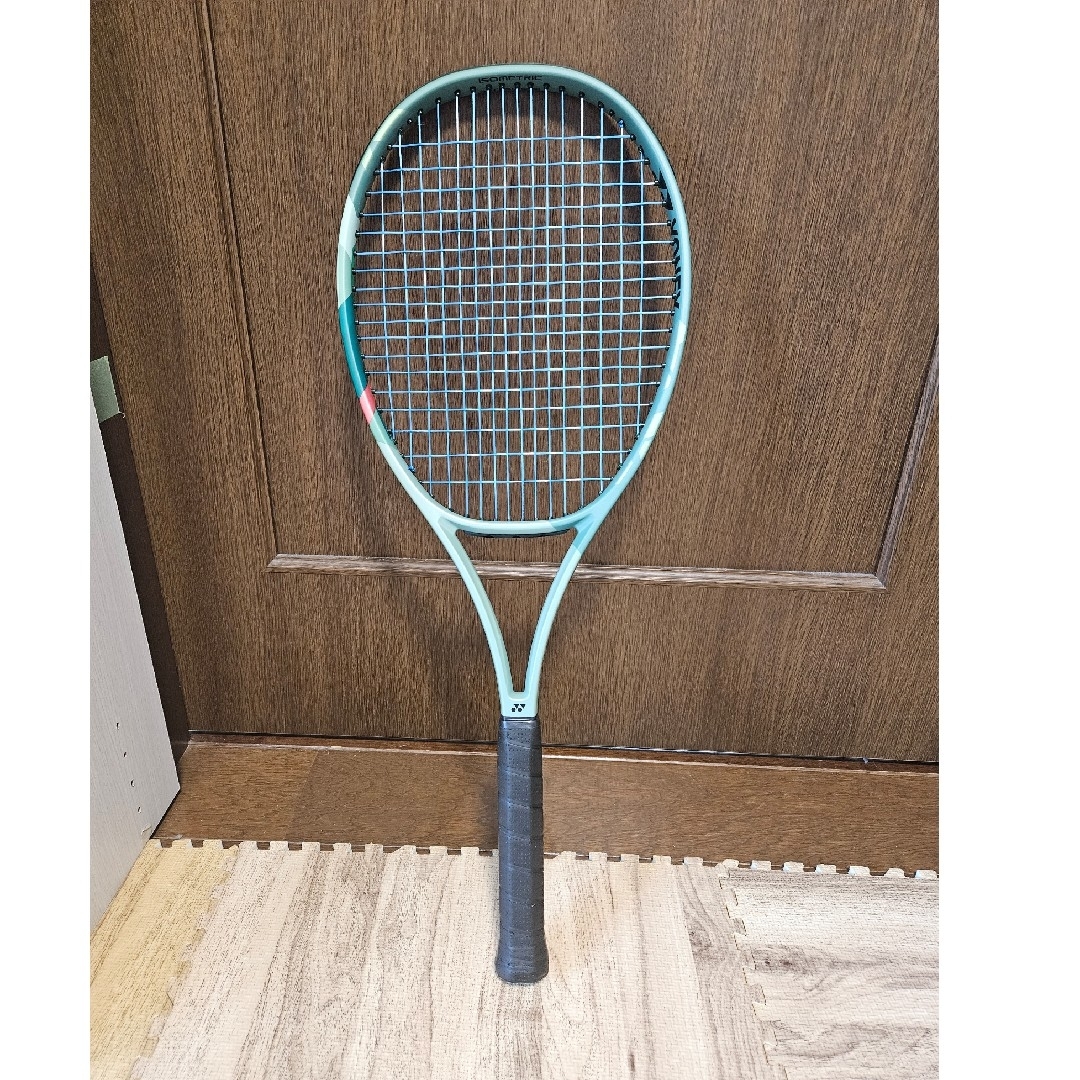 モデル名: PERCEPT 100 重量: 300g グリップサイズ: G2 YONEX