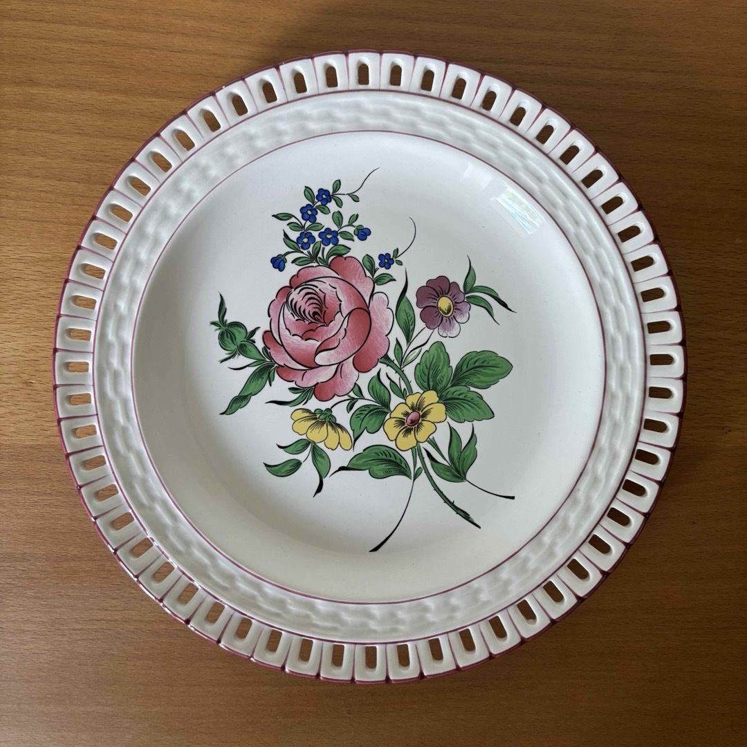 ①リュネヴィル ディナープレート パニエ皿 薔薇 バラ 縁レース