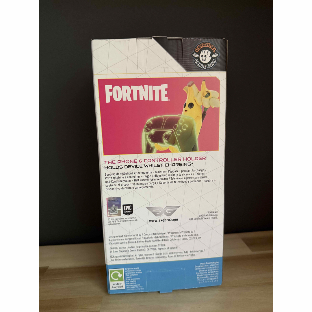 海外正規品ピーリーコントローラースタンド フォートナイトケーブル