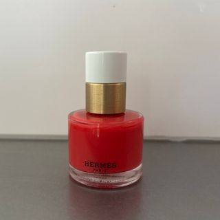 HERMES - HERMES ネイルカラー 〈レ マン エルメス〉 06の通販 by