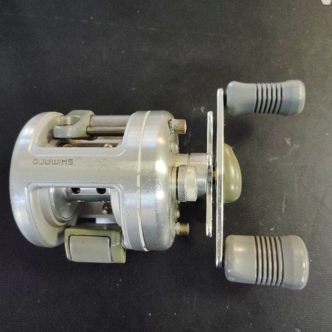 SHIMANO カルカッタ100 ベイトリール ベイトリール SHIMANO CALCUTTA
