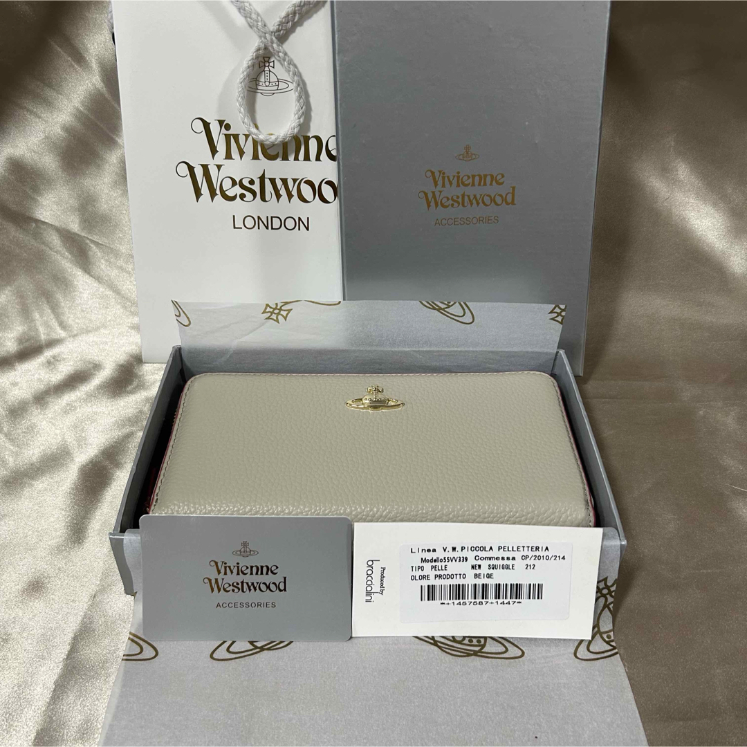 X´masプレゼント【新品未使用】Vivienne Westwood長財布
