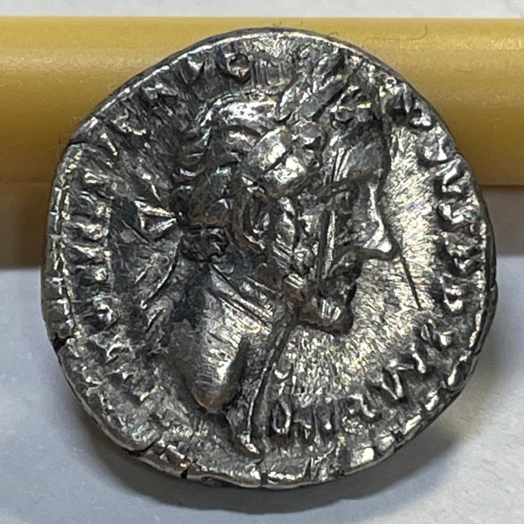 古代ローマ 銀貨】155-156年 アントニヌス・ピウス 女神 サルス 座像