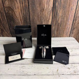 ReFa - 【正規品】ReFa CARAT 美顔ローラー シリアルナンバー付の通販