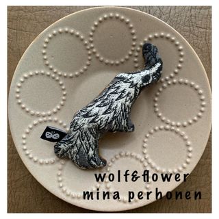 wolf&flower ミナペルホネンのフリマアイテム一覧