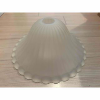 LAURA ASHLEY（ライト/照明/LED）のフリマアイテム一覧