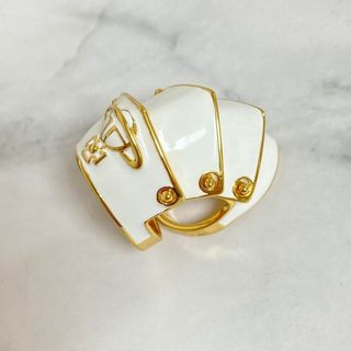 Vivienne Westwood（リング(指輪)）のフリマアイテム一覧