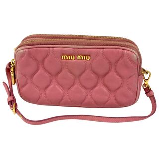 MIU MIU（レザー ・ ポーチ）のフリマアイテム一覧