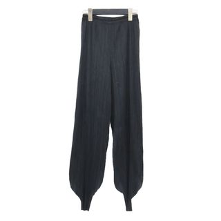 PLEATS PLEASE ISSEY MIYAKE（カジュアルパンツ）のフリマアイテム一覧