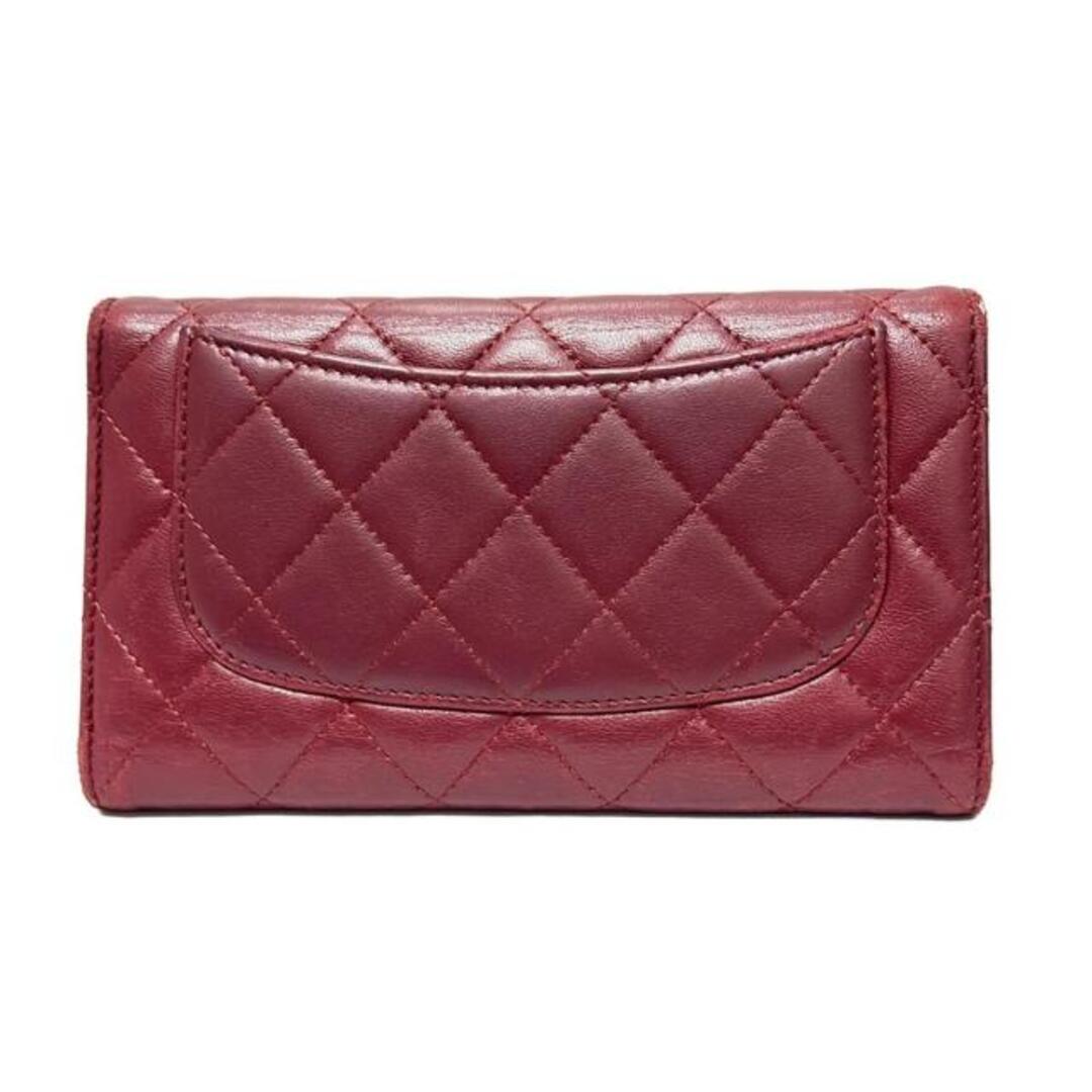 CHANEL - CHANEL(シャネル) 2つ折り財布 マトラッセ レッド シルバー
