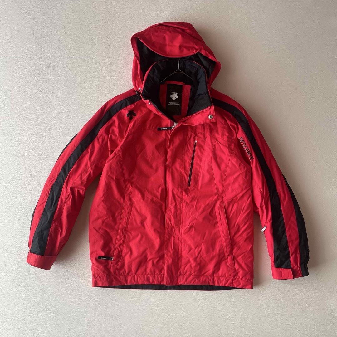 5490【美品】デサント スキーウェア メンズ 上下セット 中綿入り 赤 黒
