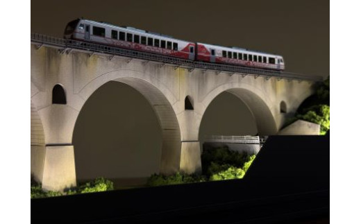 S001-25 鉄道模型【Nゲージ】展示車両＋橋梁ジオラマセット 釜石線