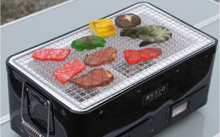 バーベキューコンロ鉄板(黒) 網 アミ 火ばさみ BBQ キャンプ