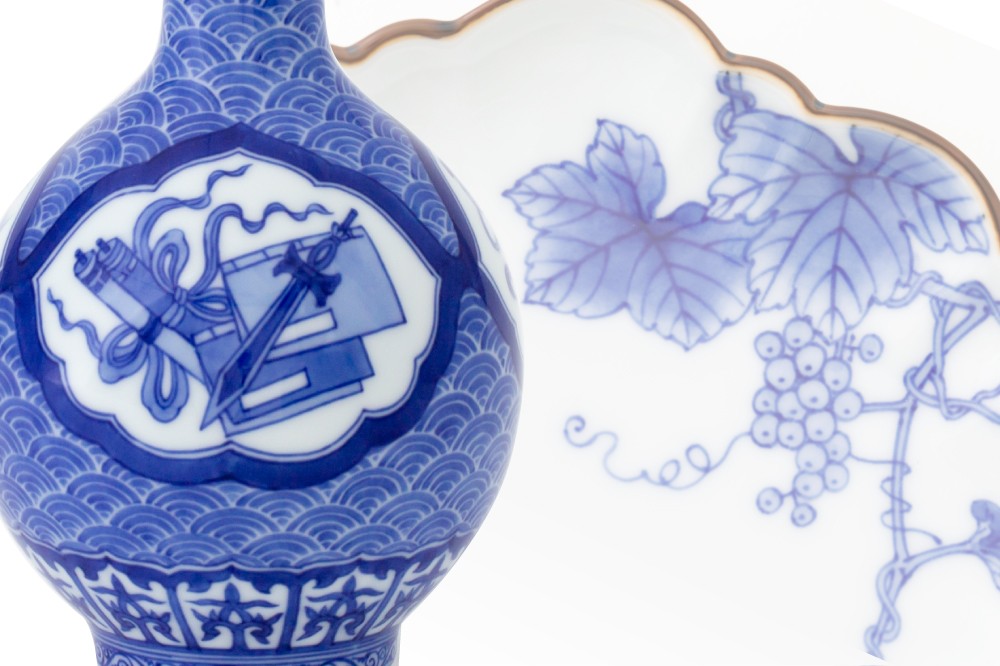 セット】【辻精磁社】有田焼／染付 栗鼠葡萄文 形変皿と珍味入 - 佐賀