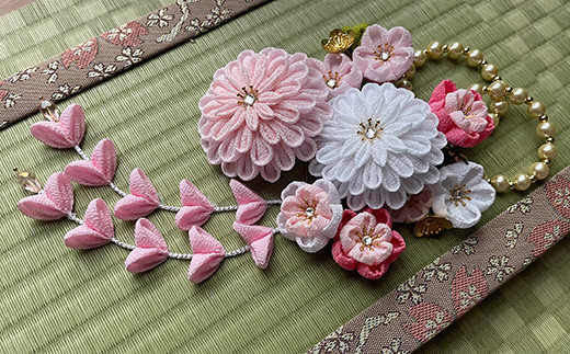 M561 【つまみ細工の髪飾り 万寿菊 ピンク】つまみ細工 髪飾り 絹100