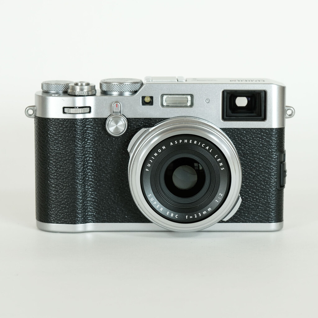 FUJIFILM X100Ⅵ シルバー 日英版 付属品多数 シャッター回数100 富士