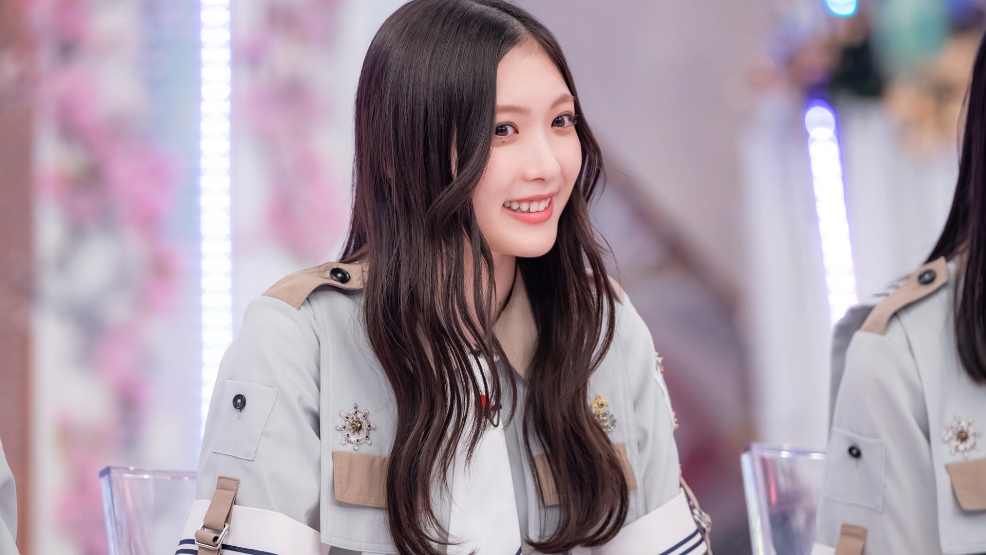 a14064d_w1.jpg
