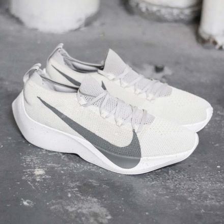 ナイキ ヴェイパー ストリート フライニット ホワイト/ウルフグレー