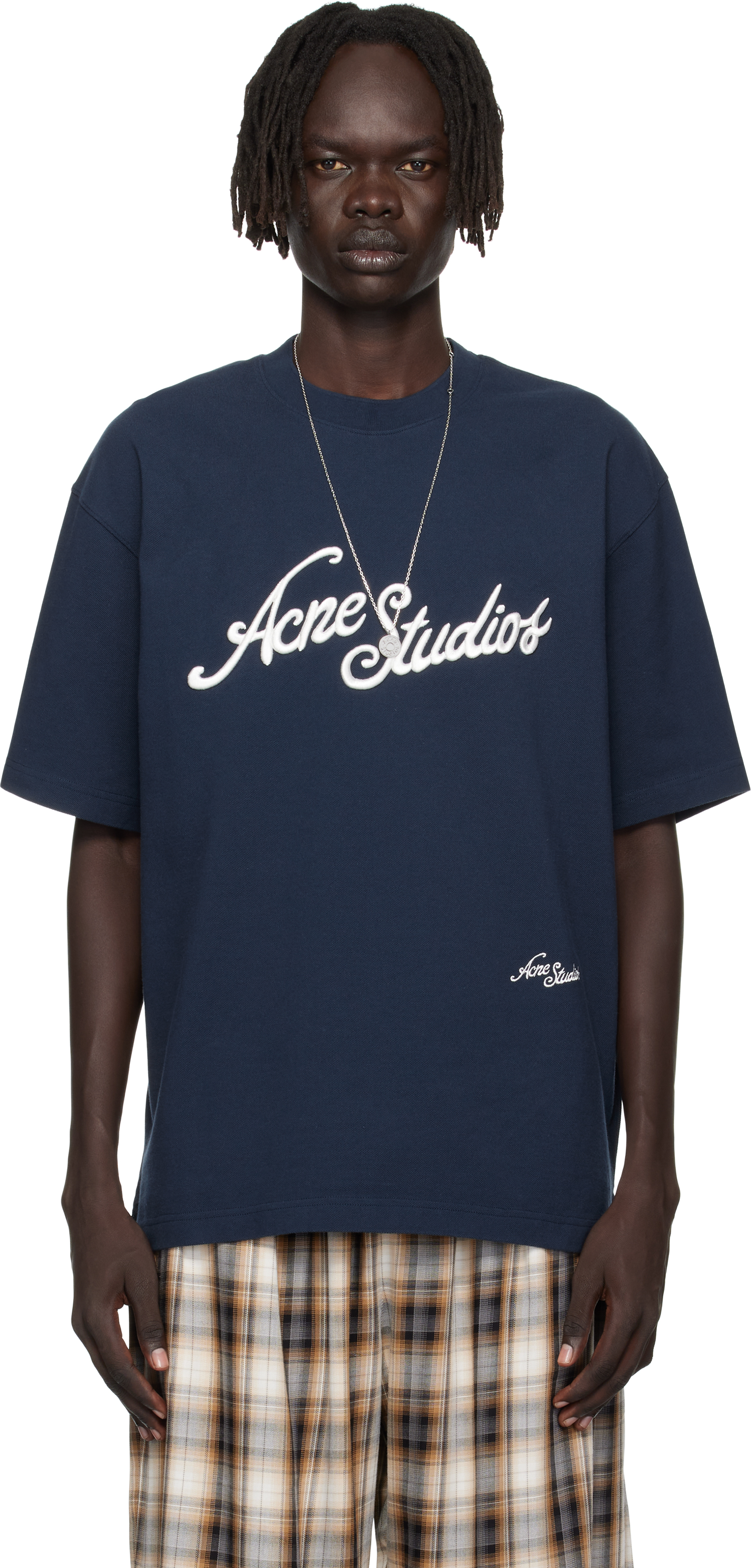 Acne Studios: ネイビー ロゴ リラックスフィット Tシャツ | SSENSE 日本