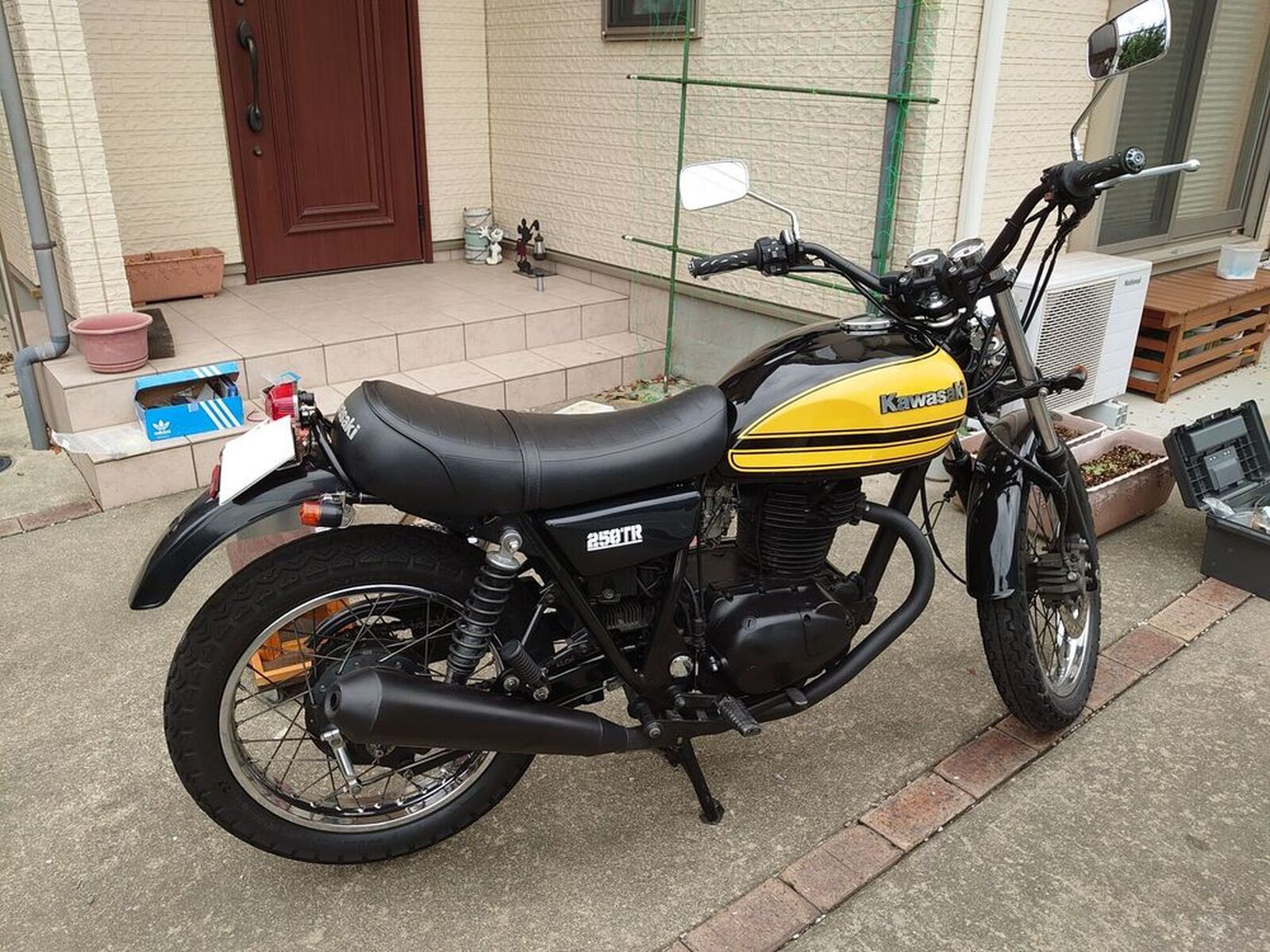 KAWASAKI 250TR「エストレヤRSタンクに交換」 | ウェビックコミュニティ