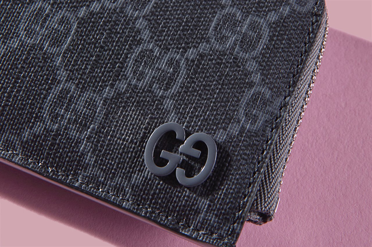 GUCCI】GGパターンの財布＆ミニバッグに、旬の「薄底」スニーカーも