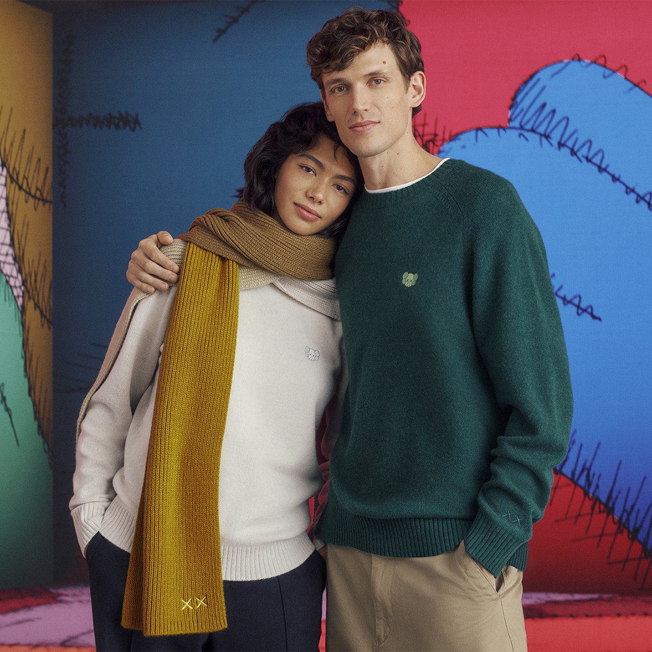 大人のユニクロ】これは買い。「KAWS」とのコラボニット、全部見せます