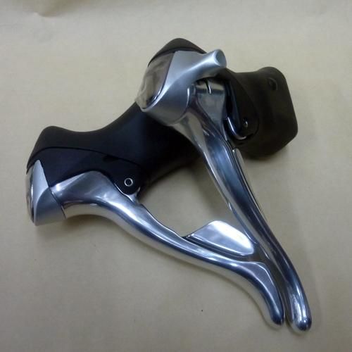 希少 デュラエース ST-7700-C STIレバー 2×9s フライトデッキ付 希少