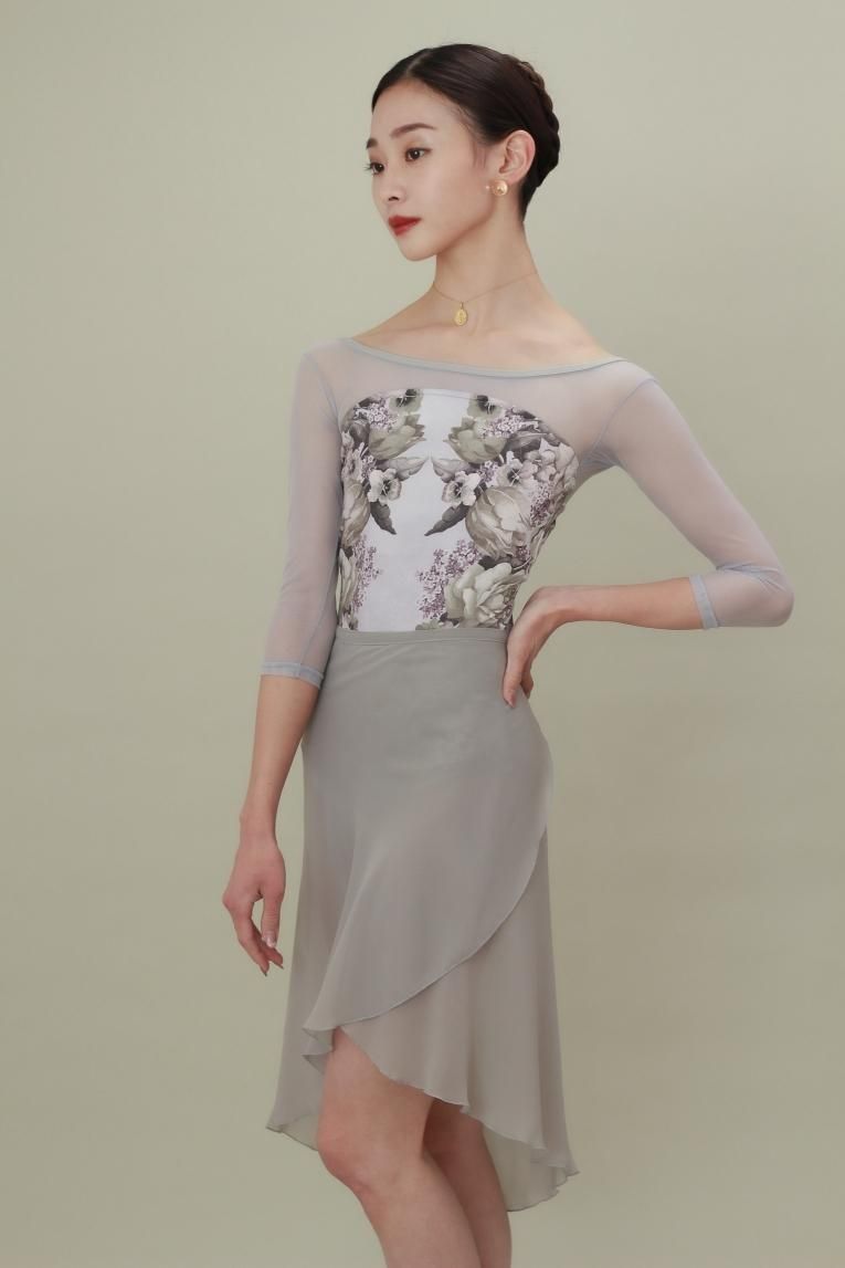 Flower gate sand gray】Sleeve & No sleeve design - Balletwear