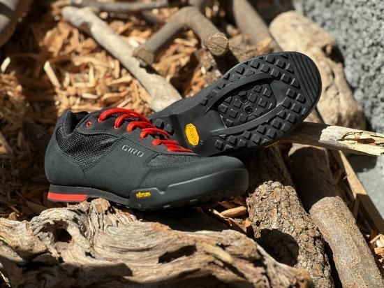 GIRO/ジロ】RUMBLE VR Black / Glowing Red