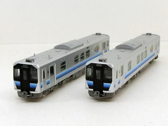 98105 GV－E400形ディーゼルカー（秋田色）セット（2両） - Nゲージ