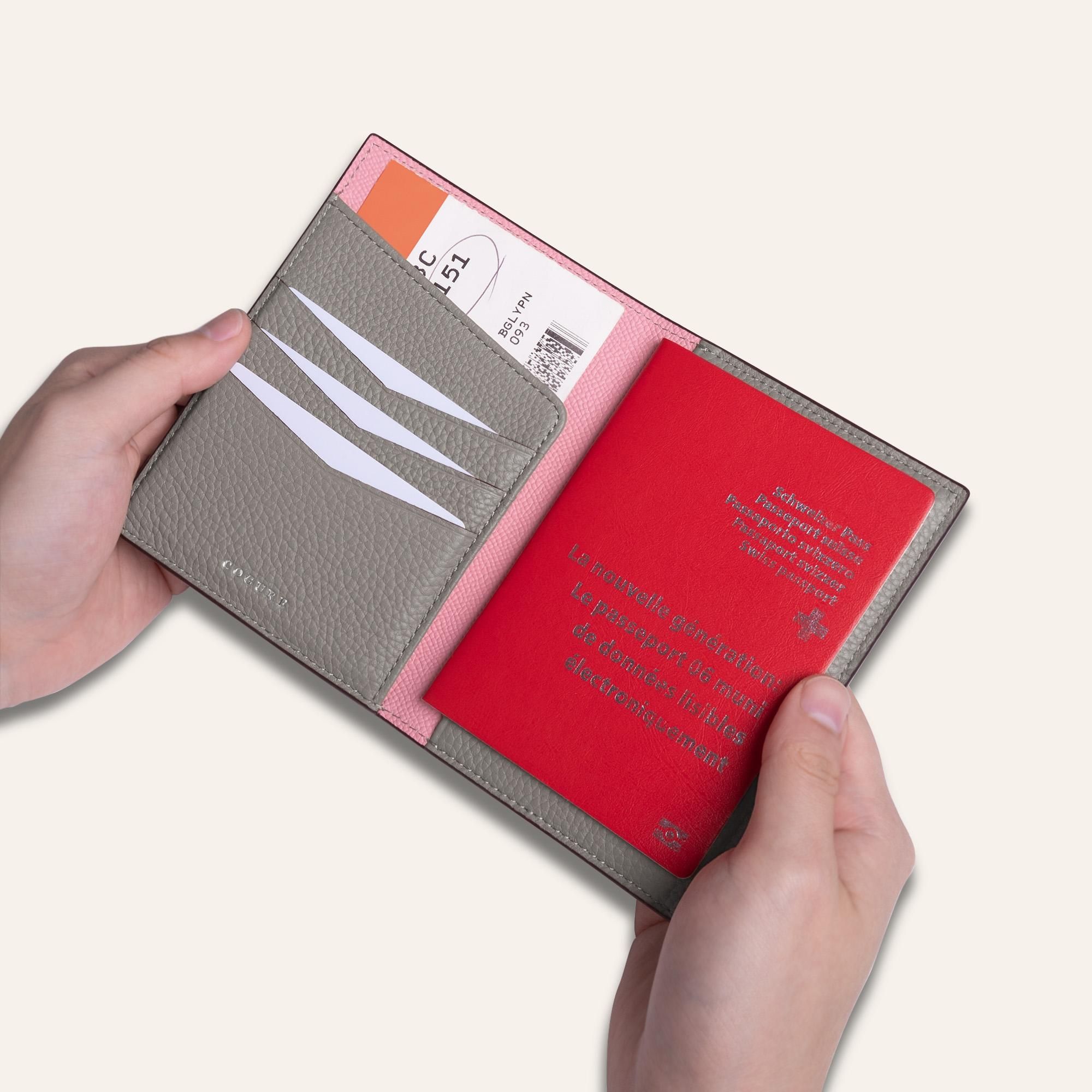 パスポートケース | カード収納付き - COPPAT