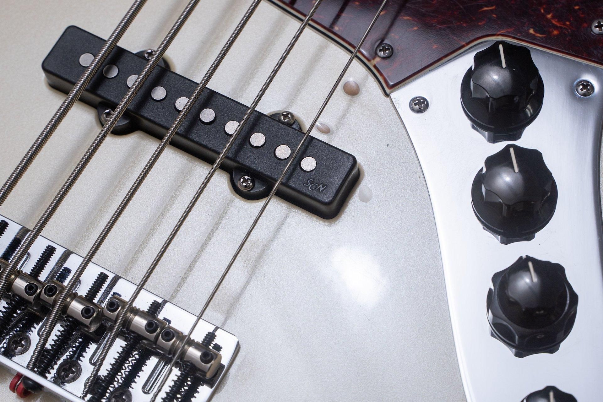 used】Fender / American Deluxe Jazz Bass V MTB 2005 4.210kg
