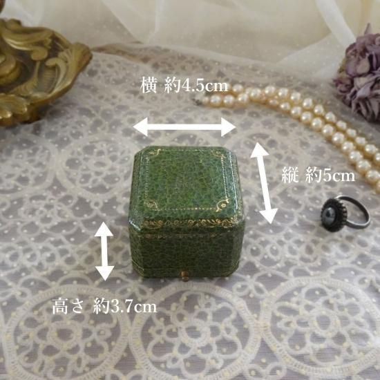 アンティーク ジュエリーボックス | フランス 宝石店のジュエリー