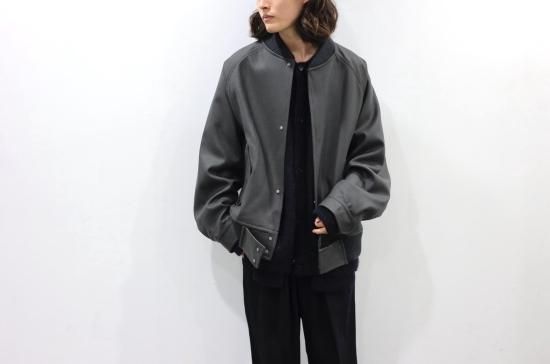 stein | シュタイン OVERSIZED MELTON STUDIUM JACKET(DARK GREY KHAKI