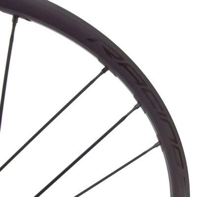 レーシングゼロ CMPTZN DB CULT 2Way-Fit | フルクラム（FULCRUM