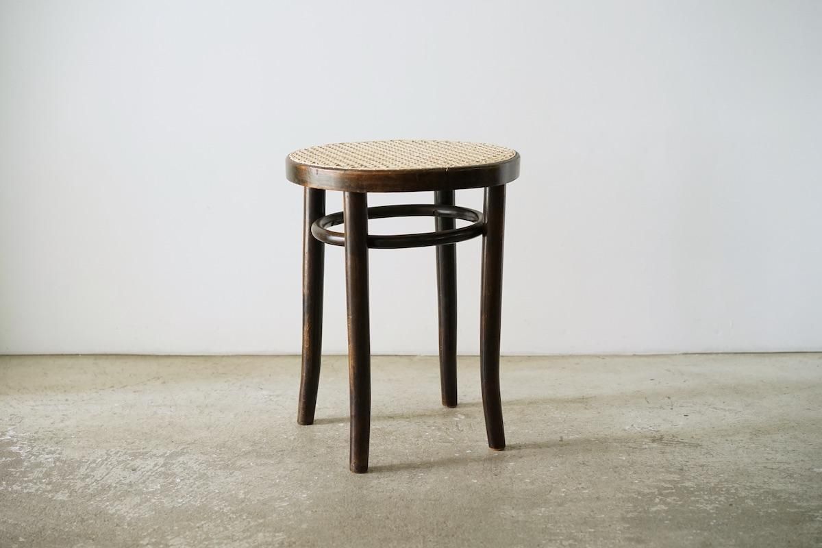 THONET STOOL - atelier27