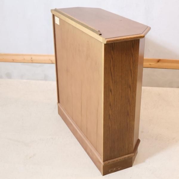 TOKAIKAGU(東海家具)のWindsor(ウィンザー)コンソールキャビネットです