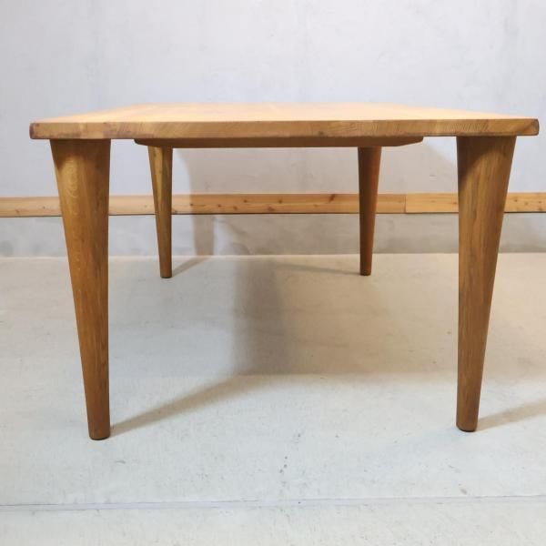 飛騨高山の家具メーカー キツツキマークの飛騨産業(HIDA)。森のことば
