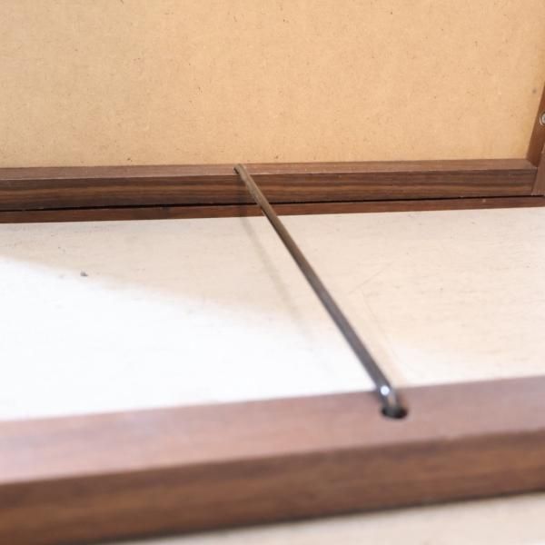 人気の無印良品(MUJI)よりウォールナット材・木製ミラーです。どんな