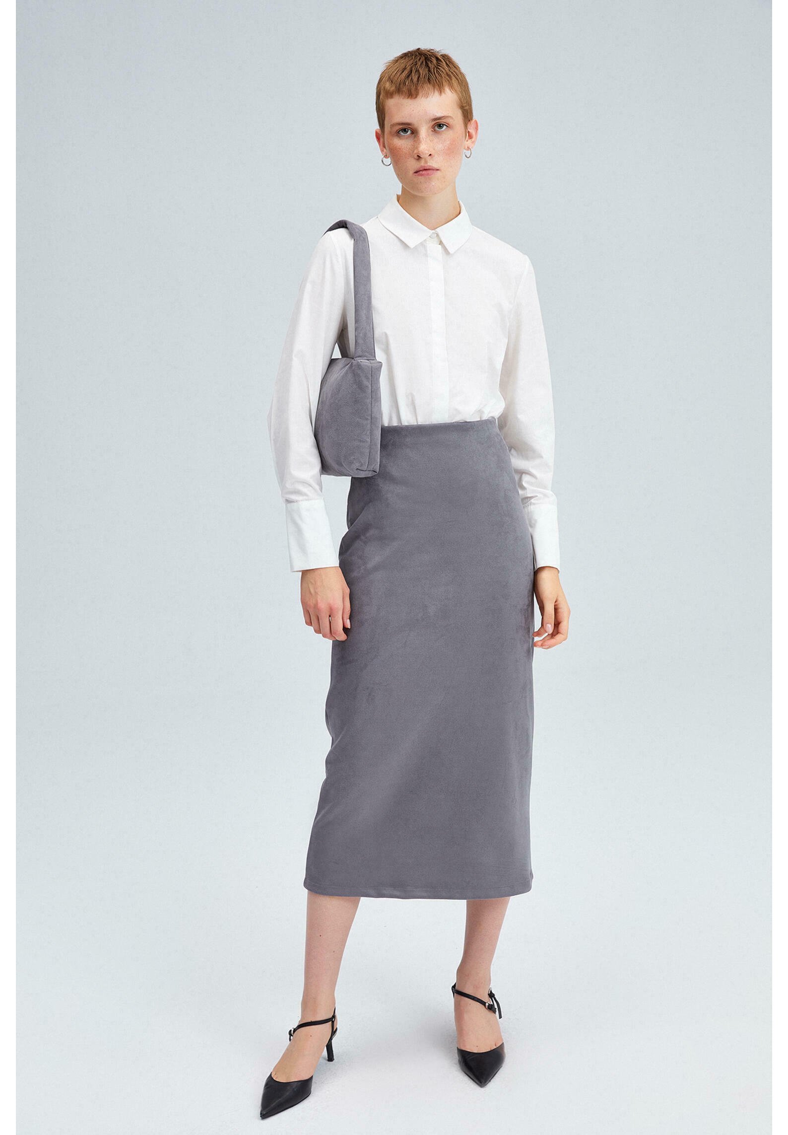 Touché Privé SUEDE - Pencil skirt - grey/metallic black - Zalando