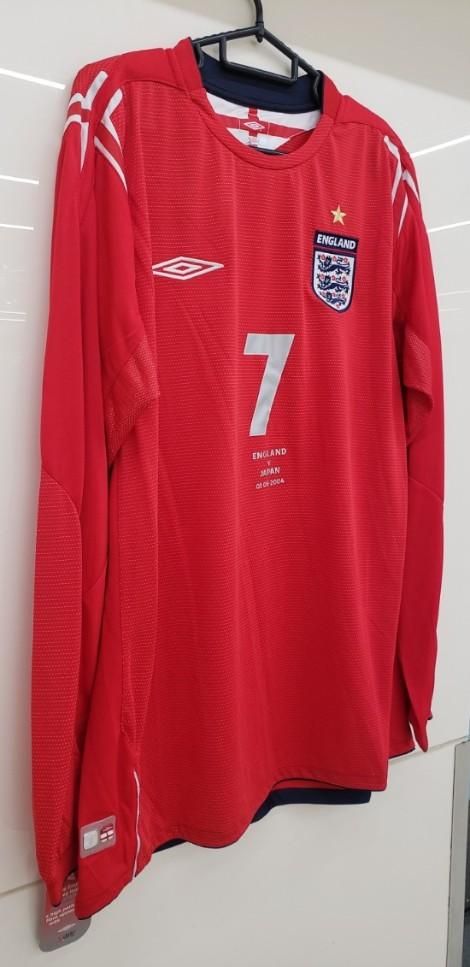 イングランド代表（A) 長袖 2004 vs 日本 ベッカム＃7
