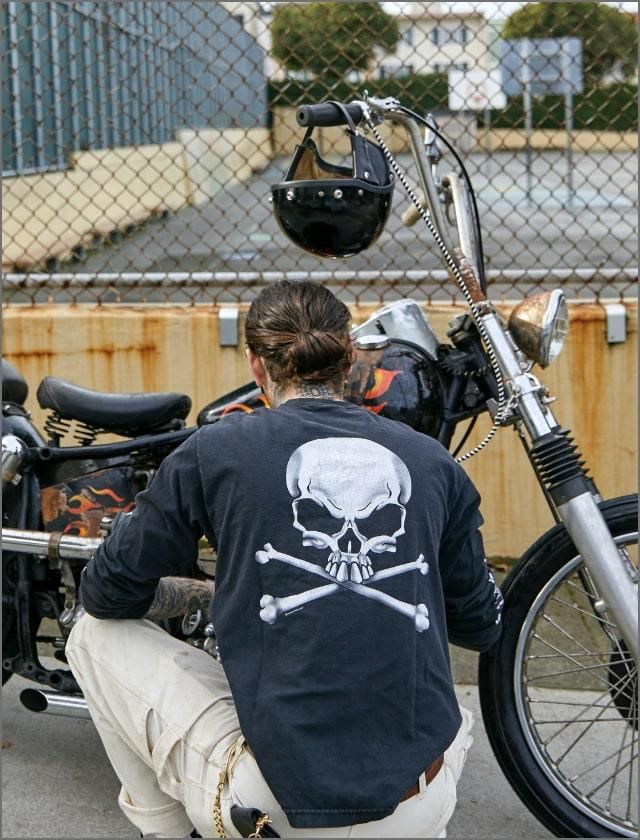 NOMAD CLOTHING
