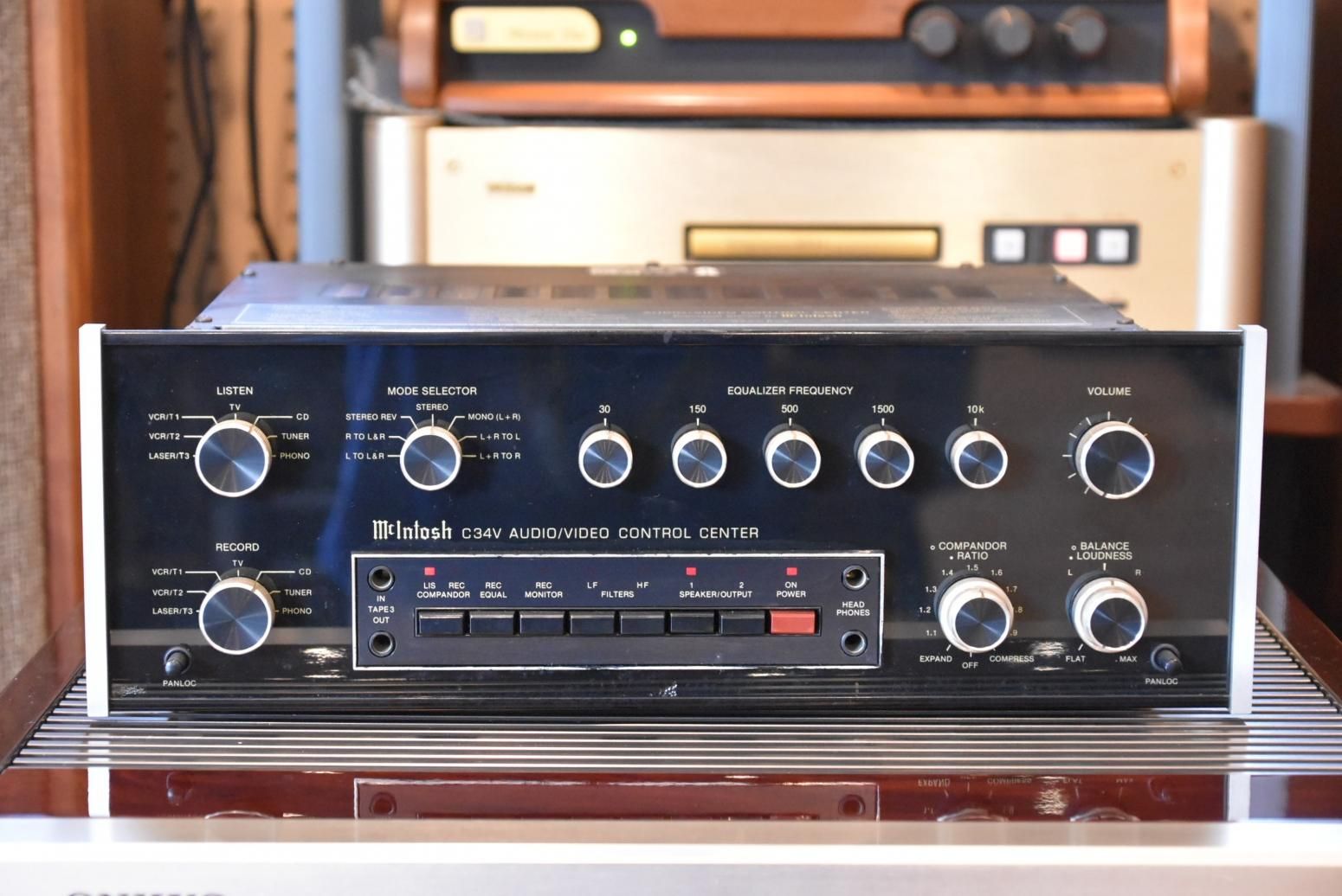 McIntosh C34V プリアンプ完売 - 鹿児島オーディオ