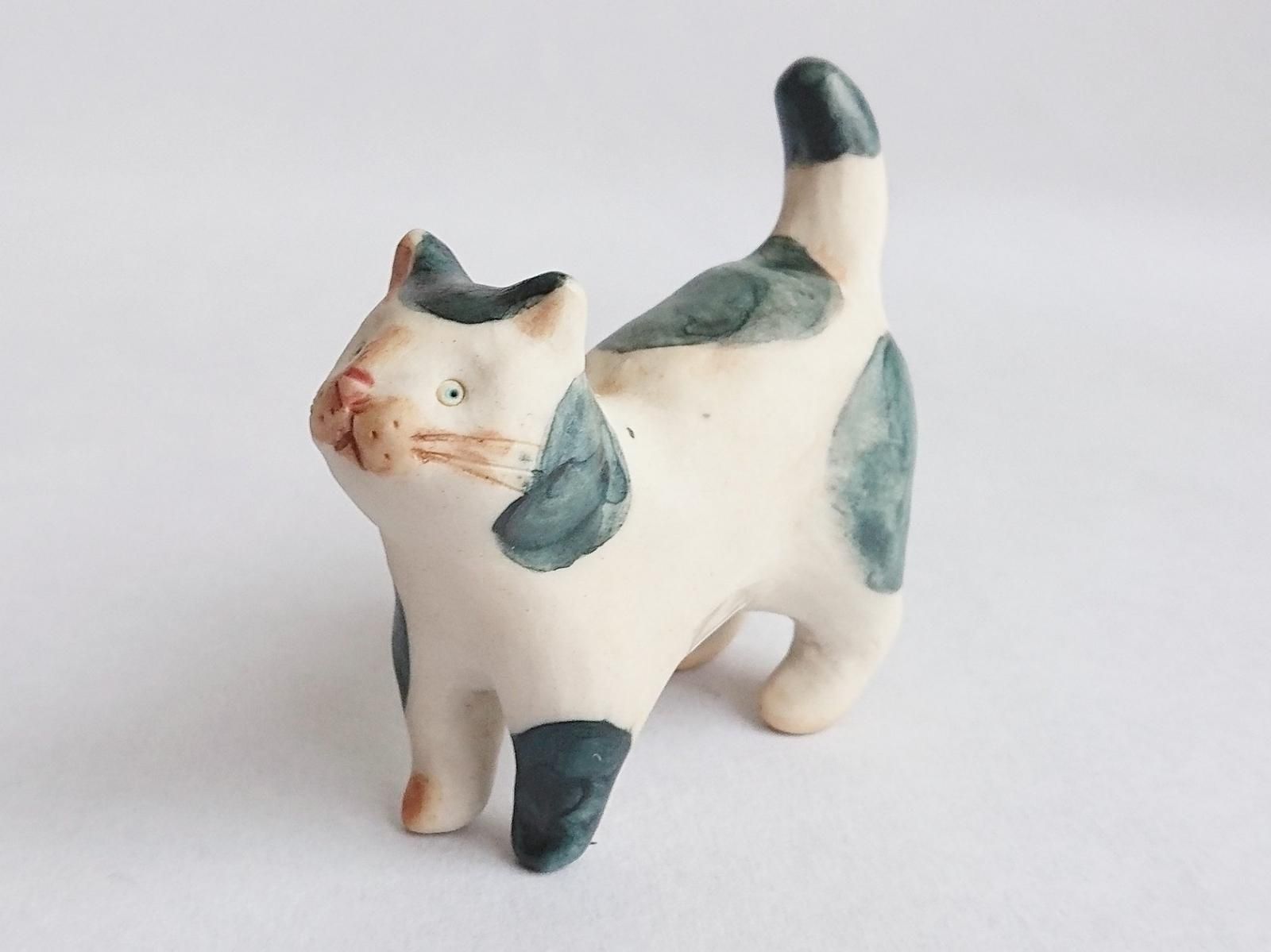 ネコの置物 - 草舟オンラインショップ（金子佐知恵）| 陶器の雑貨と