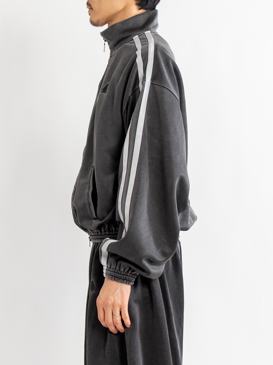 FADED BLACK TRACK JACKET-フェイデッドブラックトラックジャケット