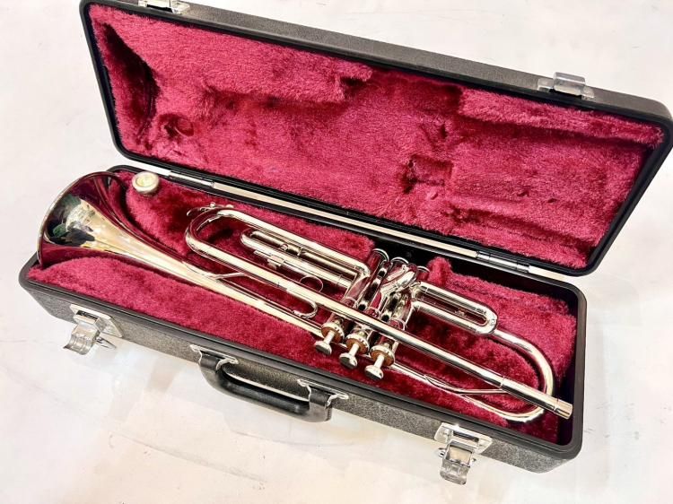 中古】 ヤマハ B♭管トランペット YTR-1310 【西巣鴨】 - 服部管楽器