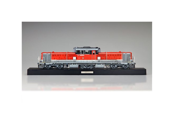 定期運用から退く幹線用ディーゼル機関車「DD51形」が1/45スケールで